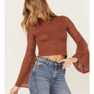 Shyanne‎ Bell Sleeve Top